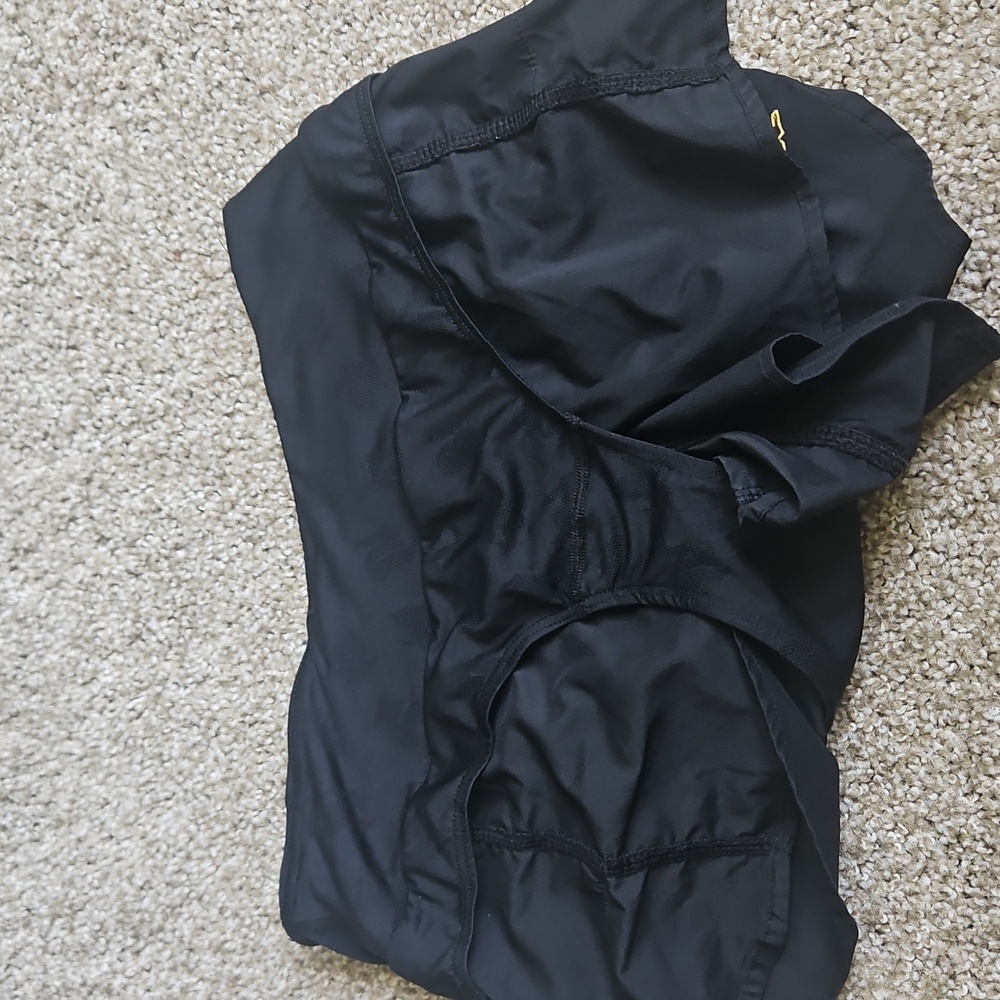 Rabbit sports running shorts S/M - Picture 9 of 9